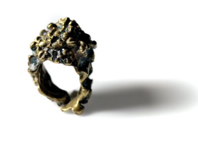 Χειροποίητο Δαχτυλίδι Ζωανθούς Κοράλι από οξειδωμένο ορείχαλκο